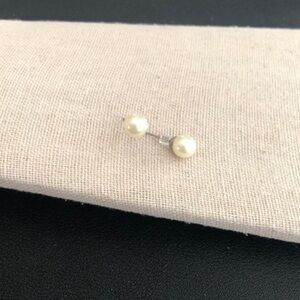 Vintage Faux Pearl Pierced Earrings